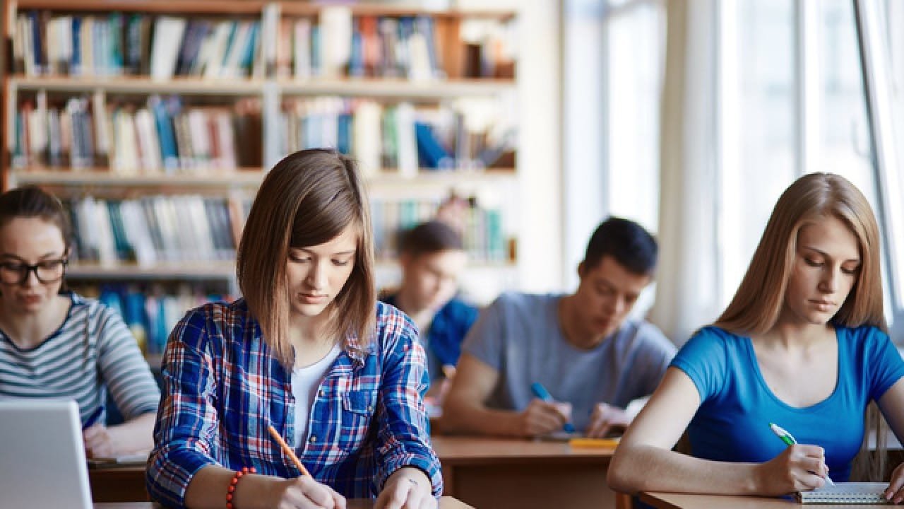 Bourse Doctorat en Economie University of British Columbia